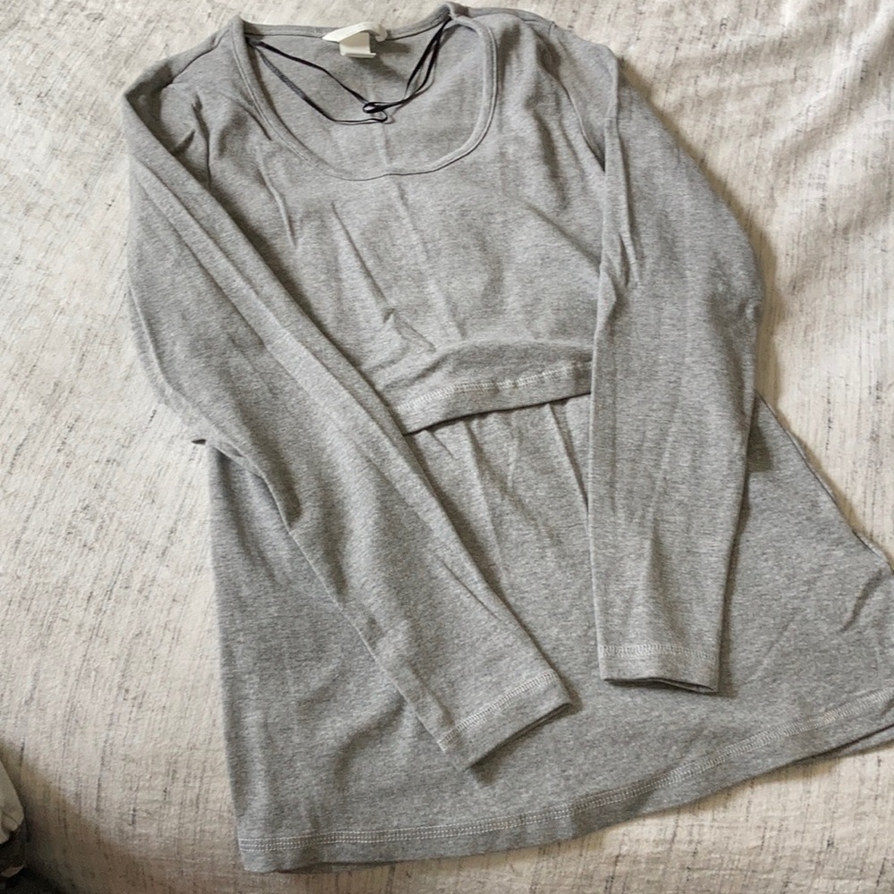 H&M maternity L/S nursing tshirt